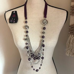Fun Flirty Necklace and Earring Set